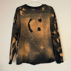 ❣️5 FOR $15!❣️ Spalding | Womens Bleach Dyed Smily face top